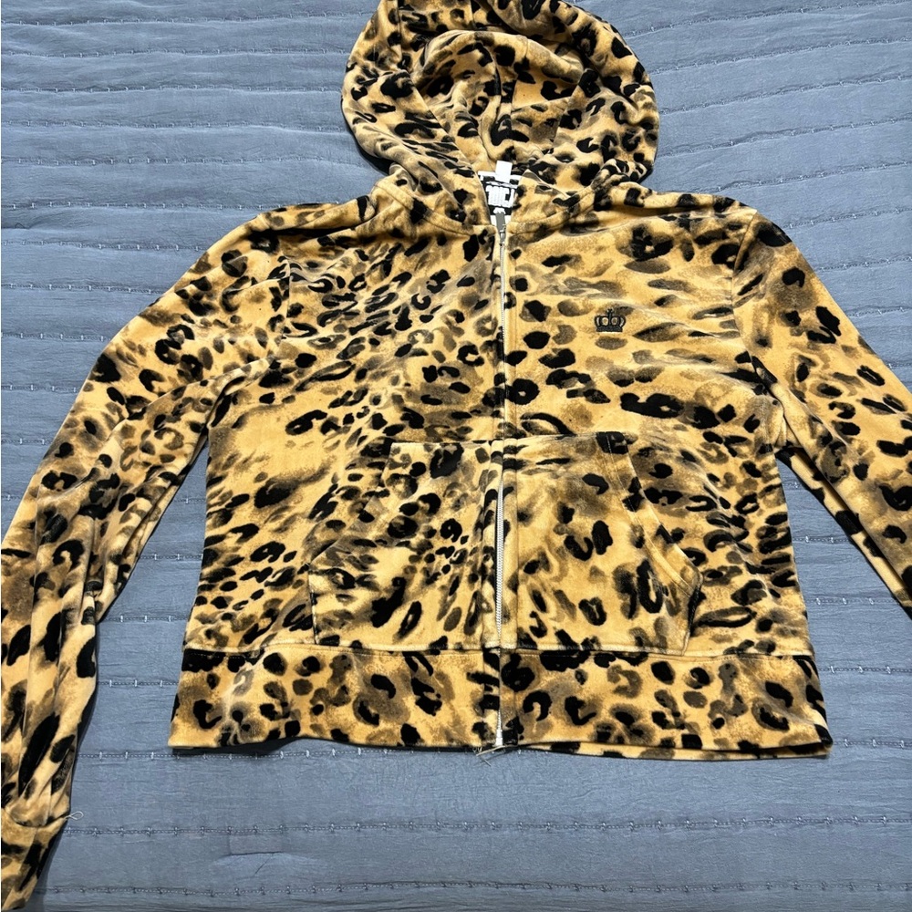 Leopard Print Zip-Up Hoodie